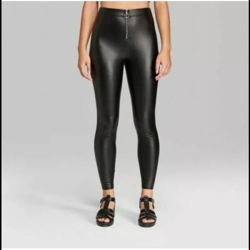High waisted leggings